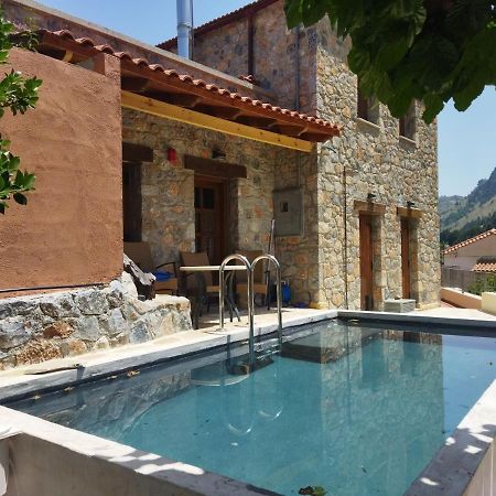 Apirathes Residence Zoúrva Екстериор снимка