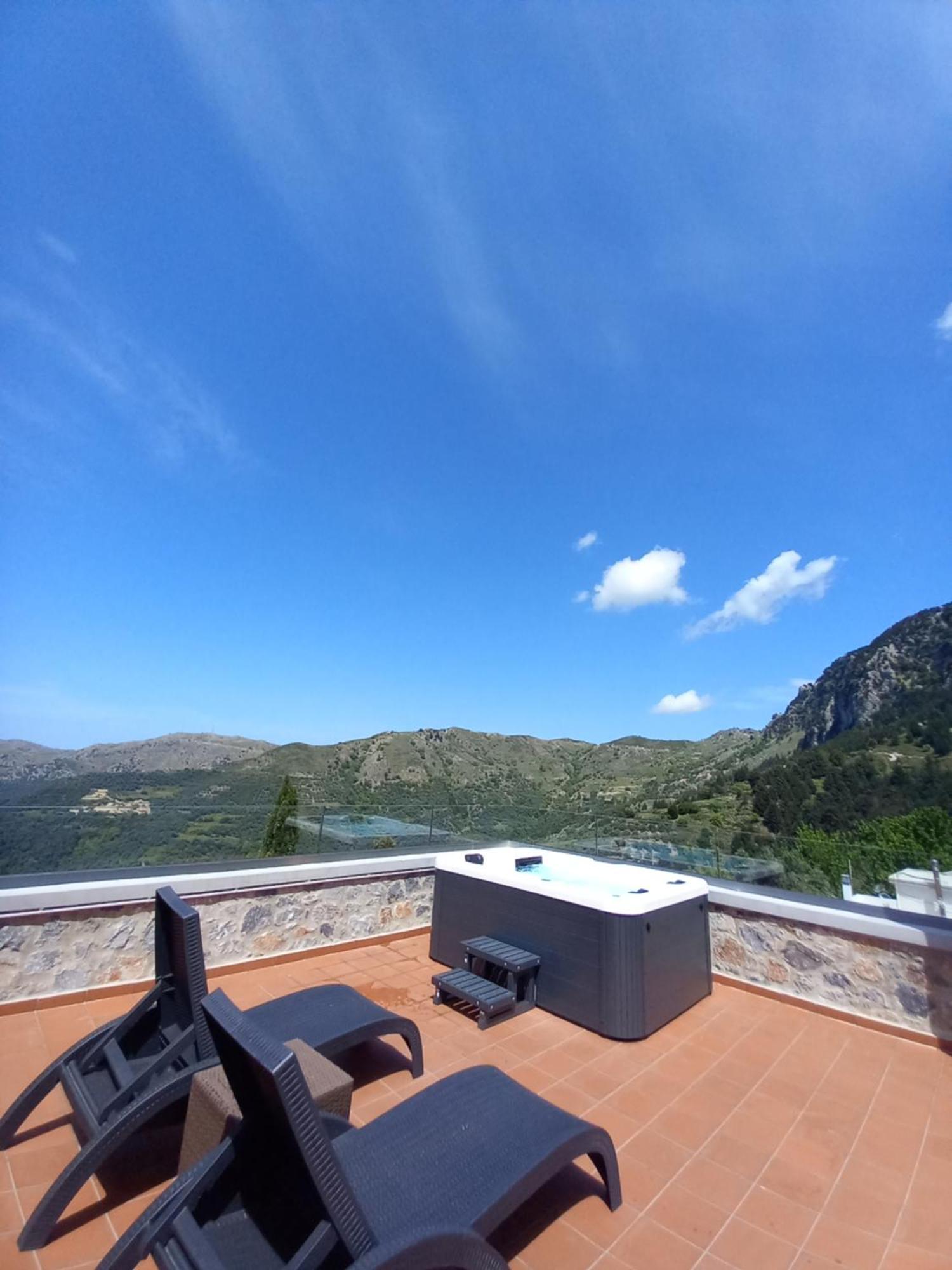 Apirathes Residence Zoúrva Екстериор снимка