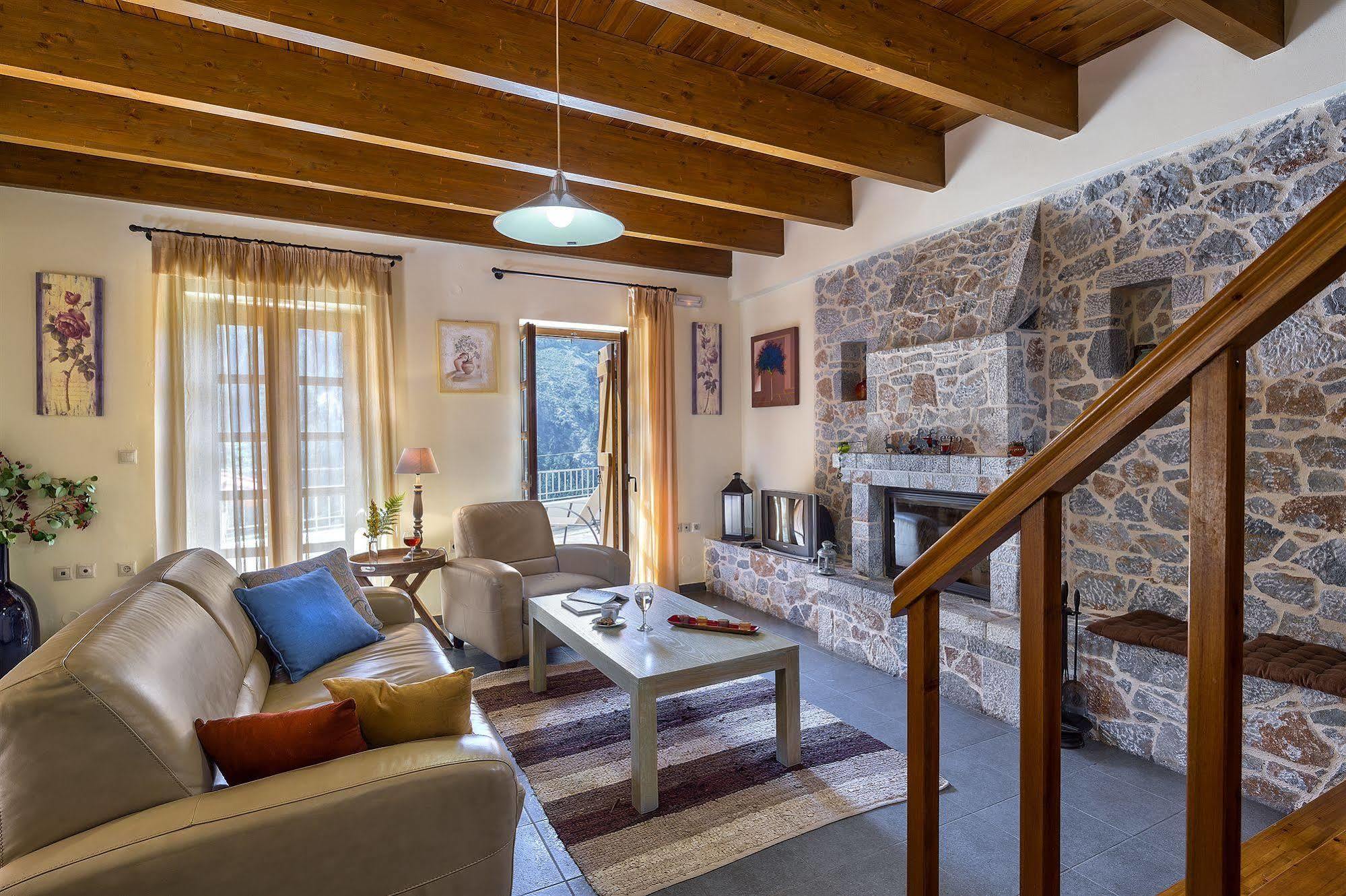 Apirathes Residence Zoúrva Екстериор снимка