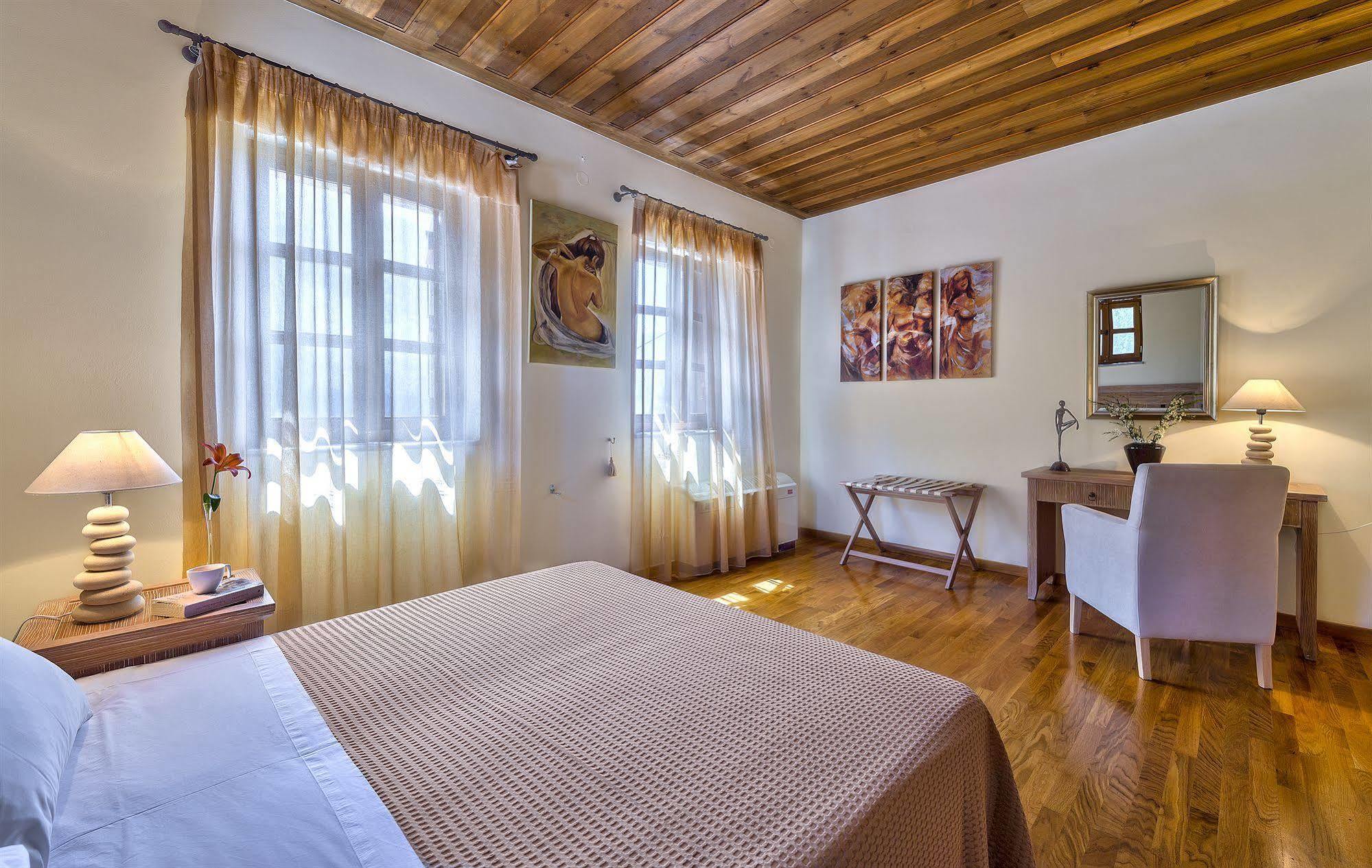 Apirathes Residence Zoúrva Екстериор снимка